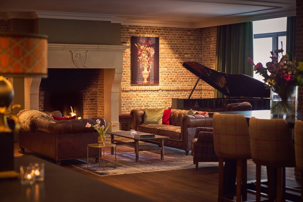 The Lounge